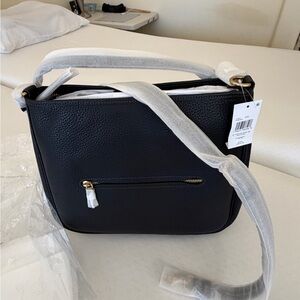 COACH Classic Black Pebbled Leather Shoulder Bag CC435 - NWT